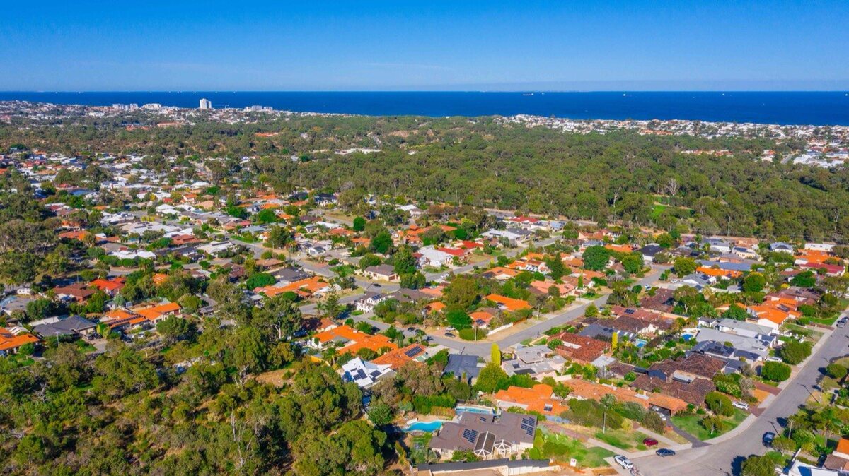 Karrinyup streetscape from above